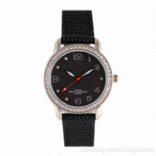 Fashion Watches with Comfortable Leather Band